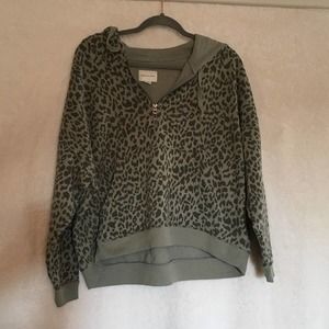 American Eagle Sweatshirt Zip Up Size Small Green Cheetah Print Hoodie